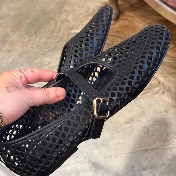 NWT H&M Black Mesh Women's Flats - Picture 2 of 4